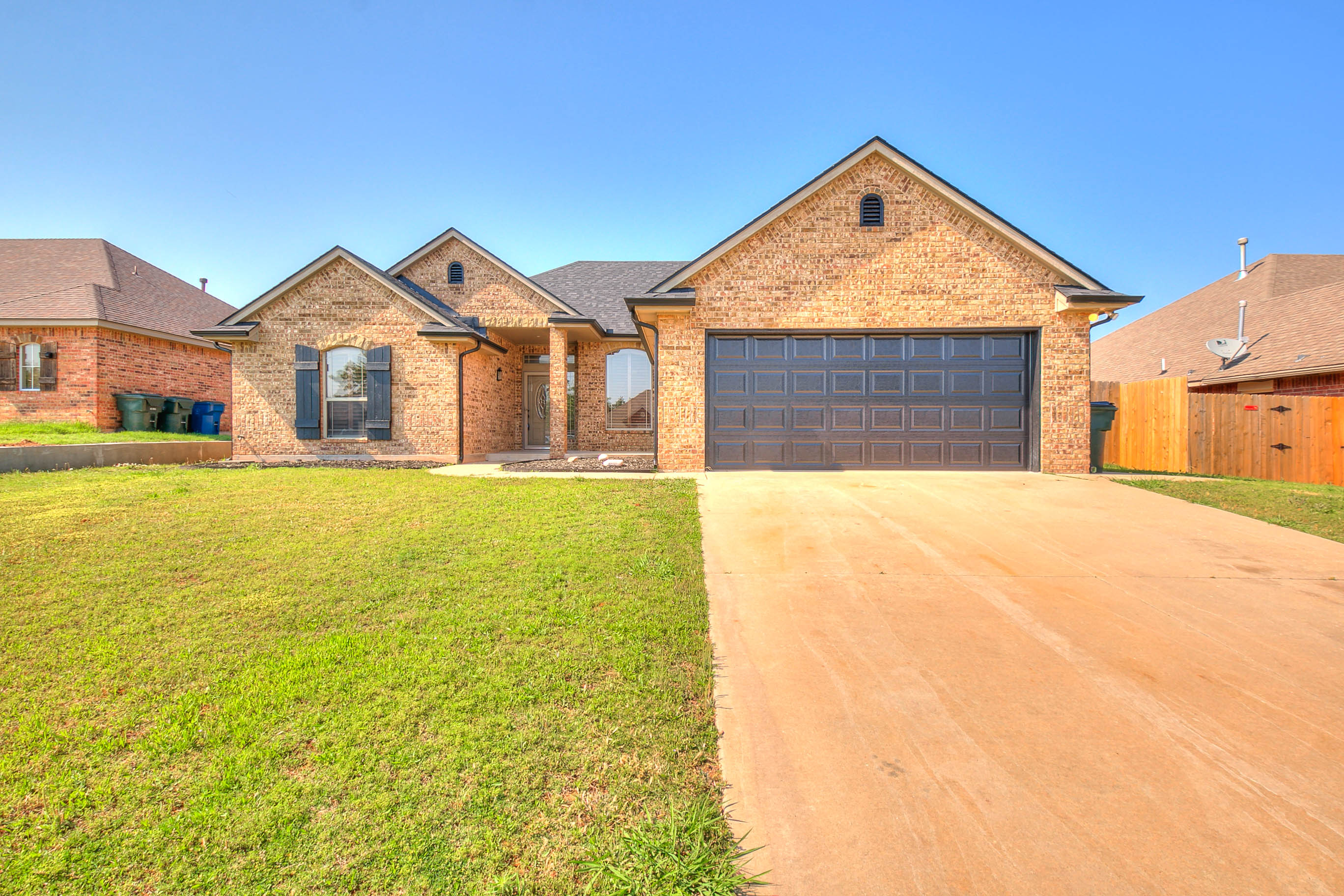 10811 Blue Sky Dr - 10811 Blue Sky Dr Midwest City, OK 73130 #Main photo 2