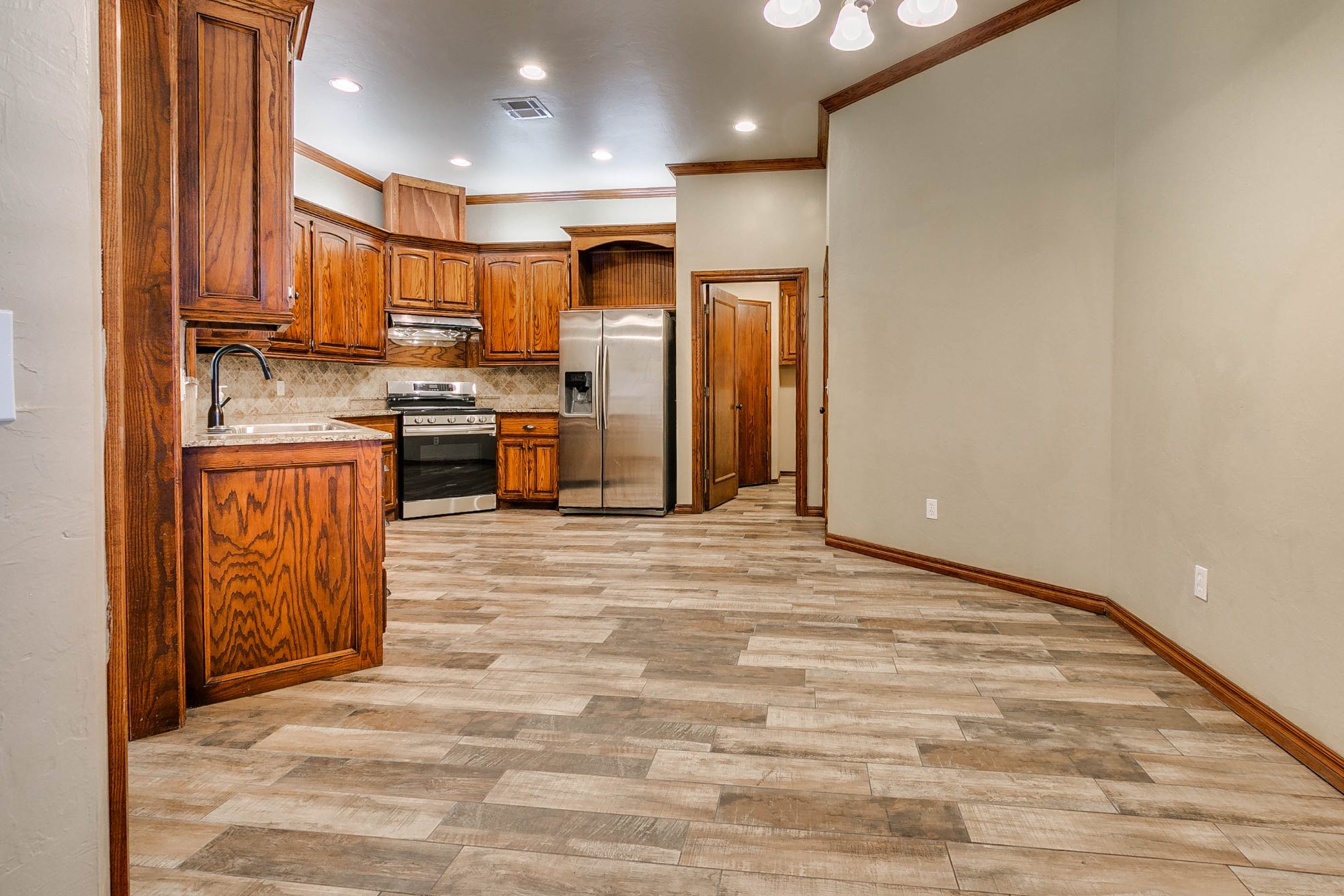 10811 Blue Sky Dr - 10811 Blue Sky Dr Midwest City, OK 73130 #Main photo 12